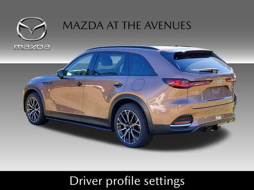2025 Mazda CX-70 PHEV Premium Package