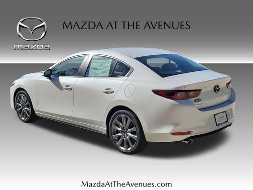 Snowflake White Pearl 2026 Mazda Mazda3 FWD w/Preferred Package