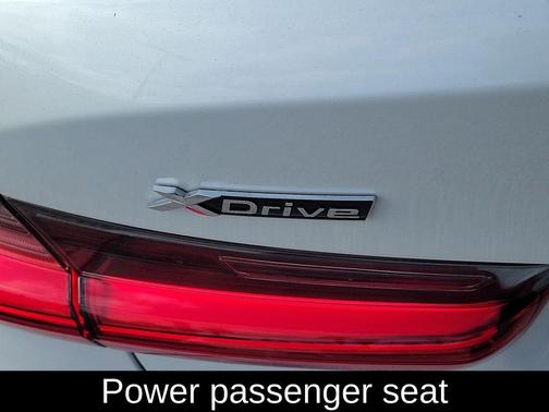 2021 BMW 330 i xDrive