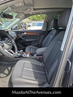 2023 Audi Q5 45 S line quattro Premium
