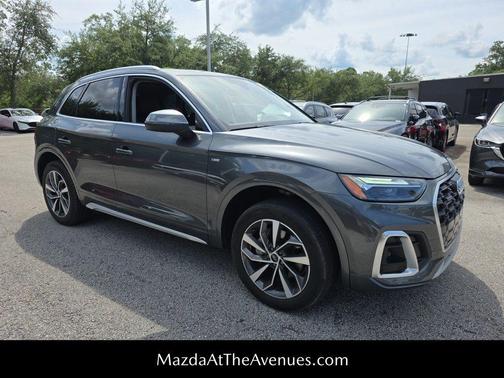2023 Audi Q5 45 S line quattro Premium