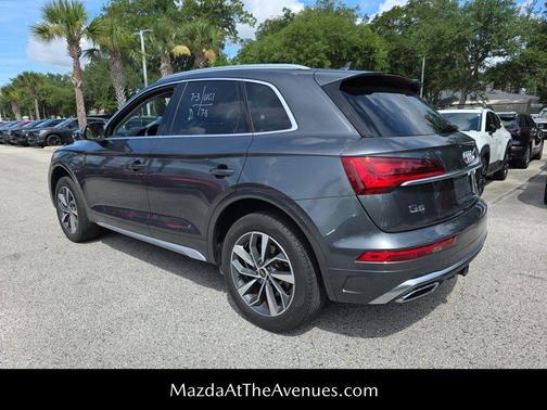 2023 Audi Q5 45 S line quattro Premium