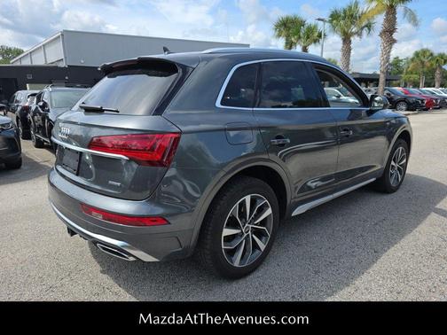 2023 Audi Q5 45 S line quattro Premium