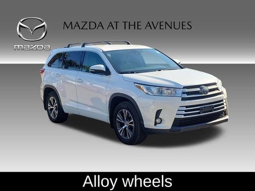 2017 Toyota Highlander LE Plus