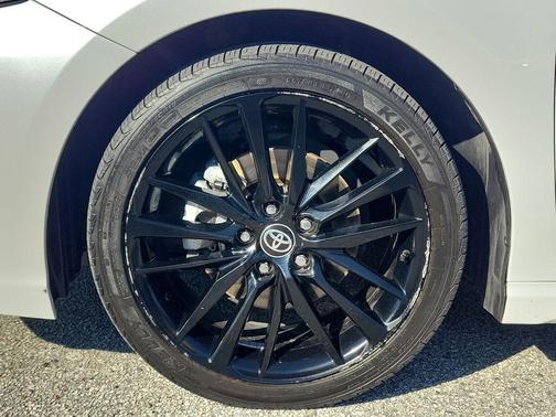 Pearl 2023 Toyota Camry XSE