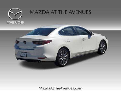 2022 Mazda Mazda3 FWD w/Preferred Package