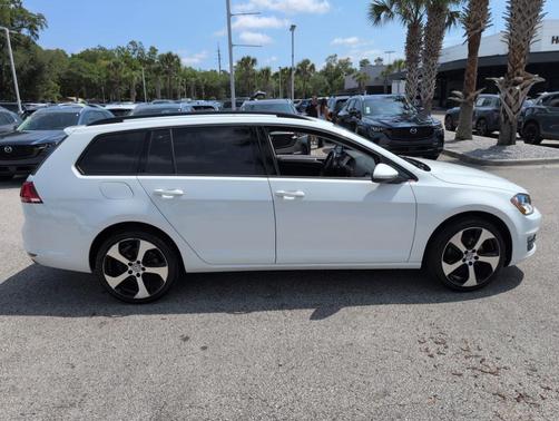 2015 Volkswagen Golf SportWagen S
