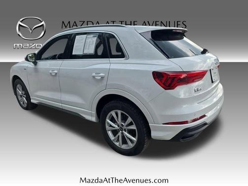 2024 Audi Q3 45 S line Premium