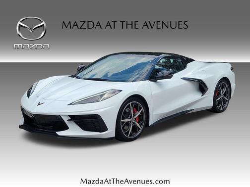 Arctic White 2023 Chevrolet Corvette Stingray w/3LT
