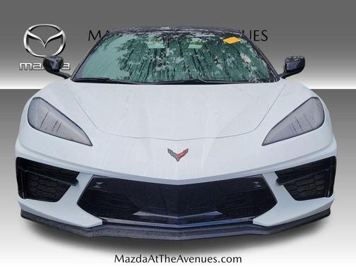 Arctic White 2023 Chevrolet Corvette Stingray w/3LT