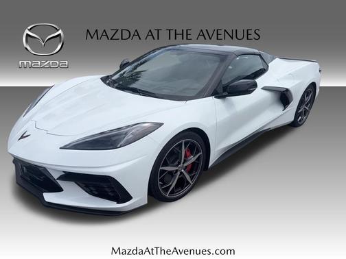 Arctic White 2023 Chevrolet Corvette Stingray w/3LT