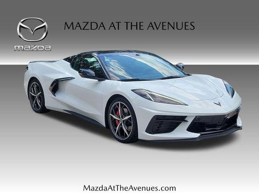 Arctic White 2023 Chevrolet Corvette Stingray w/3LT