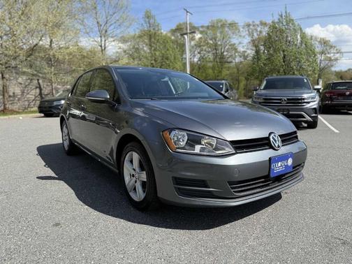 2017 Volkswagen Golf TSI Wolfsburg Edition 4-Door