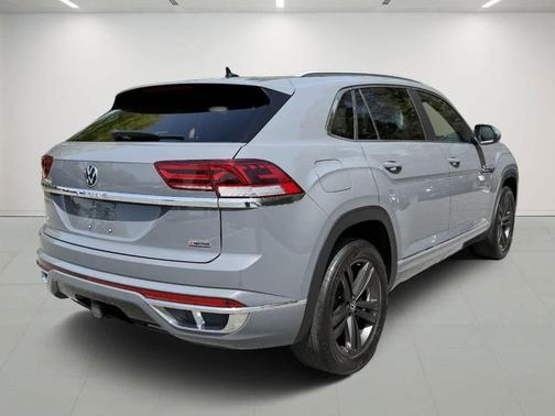 2022 Volkswagen Atlas Cross Sport 3.6L V6 SEL R-Line