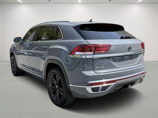2022 Volkswagen Atlas Cross Sport 3.6L V6 SEL R-Line
