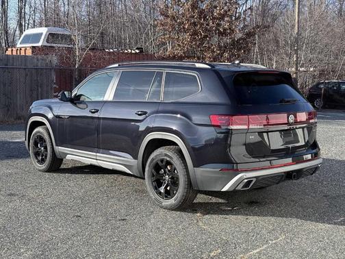 2026 Volkswagen Atlas PEAK EDITION