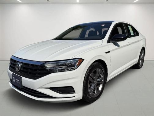 2021 Volkswagen Jetta 1.4T R-Line