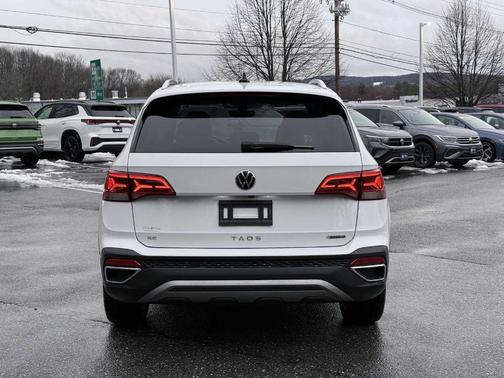 2022 Volkswagen Taos 1.5T SE