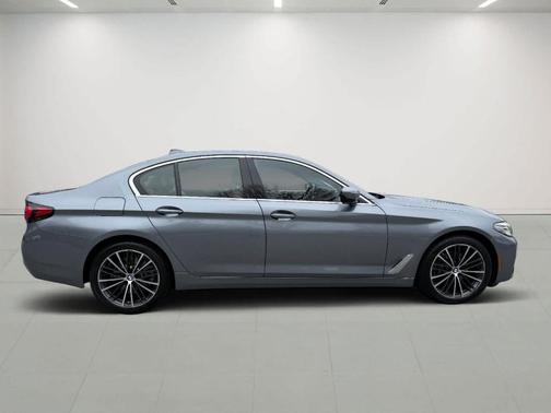 2022 BMW 540 i xDrive