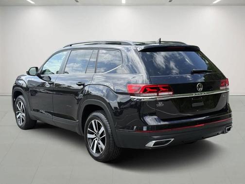 2022 Volkswagen Atlas 2.0T SE