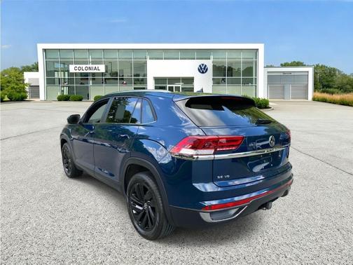 Tourmaline Blue Metallic 2023 Volkswagen Atlas Cross Sport 3.6L V6 SE w/Technology