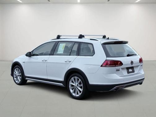 2019 Volkswagen Golf Alltrack TSI S