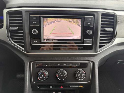 2022 Volkswagen Atlas 2.0T SE