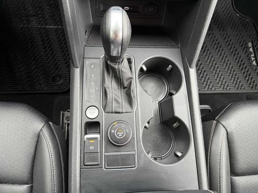 2022 Volkswagen Atlas 2.0T SE