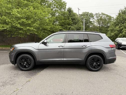 2022 Volkswagen Atlas 2.0T SE