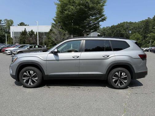 2025 Volkswagen Atlas 2.0T SE