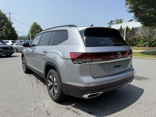 2025 Volkswagen Atlas 2.0T SE