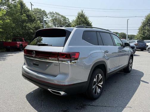 2025 Volkswagen Atlas 2.0T SE