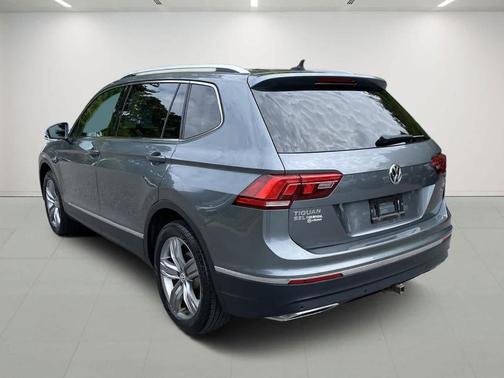 2018 Volkswagen Tiguan 2.0T SEL Premium