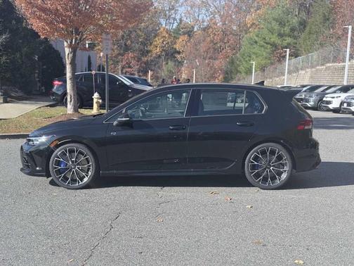 2026 Volkswagen Golf R 