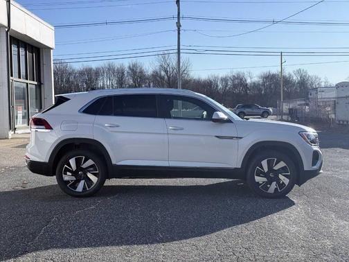 2026 Volkswagen Atlas Cross Sport 2.0T SEL