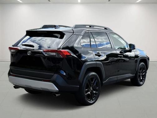 2019 Toyota RAV4 Adventure