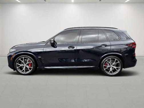 2024 BMW X5 M60i