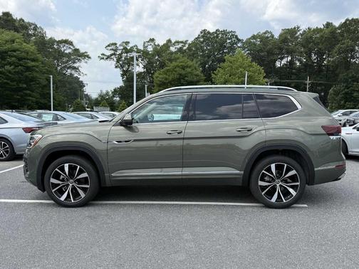 2025 Volkswagen Atlas 2.0T SEL Premium R-Line