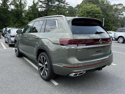 2025 Volkswagen Atlas 2.0T SEL Premium R-Line