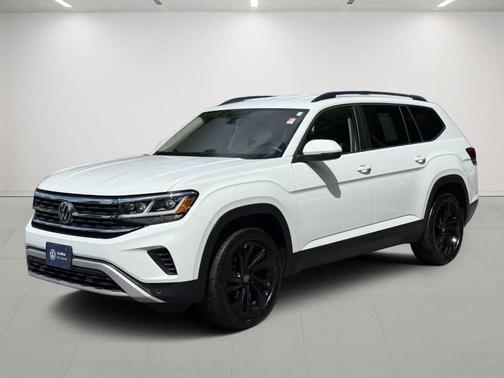 2023 Volkswagen Atlas 3.6L SE w/Technology