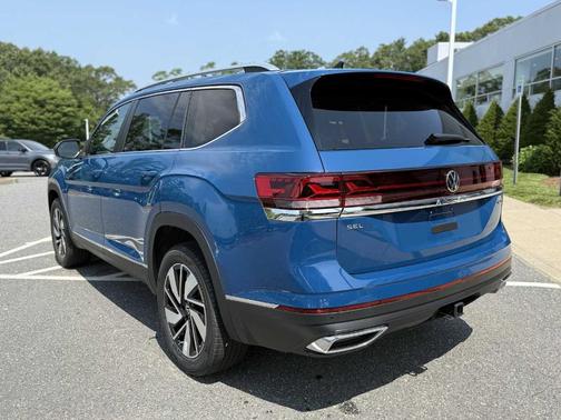 2025 Volkswagen Atlas 2.0T SEL