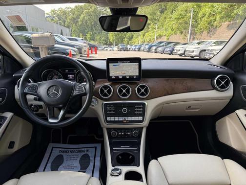 2018 Mercedes-Benz GLA 250 Base 4MATIC