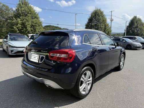 2018 Mercedes-Benz GLA 250 Base 4MATIC