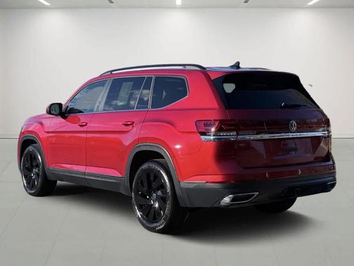 2025 Volkswagen Atlas 2.0T SE