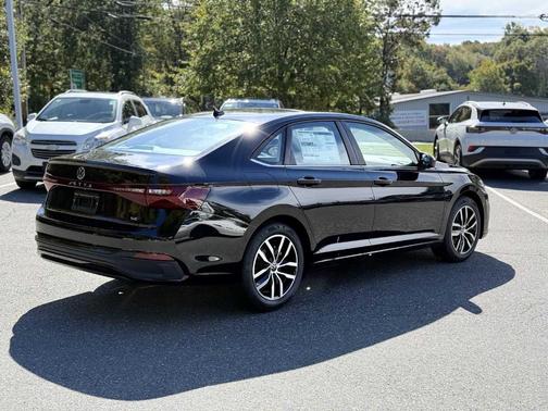 2026 Volkswagen Jetta 1.8T SE
