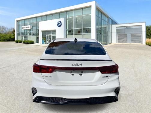 Snow White Pearl 2023 Kia Forte GT-Line