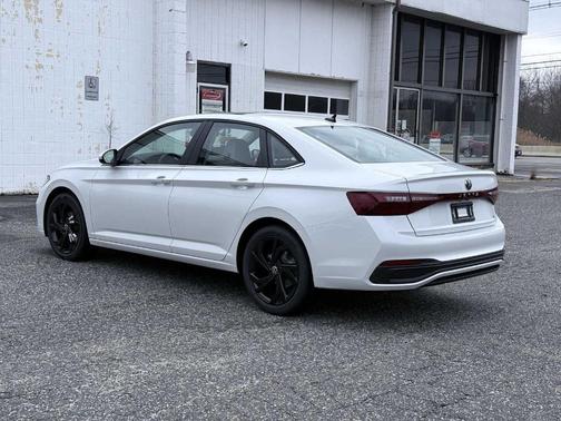 2026 Volkswagen Jetta 1.5T SE