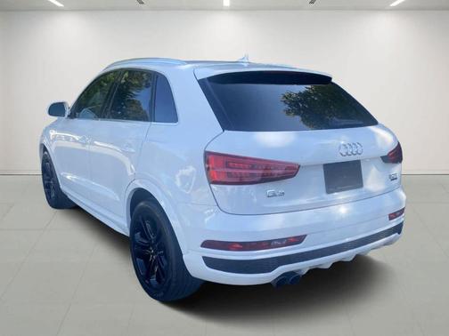 2016 Audi Q3 2.0T Prestige