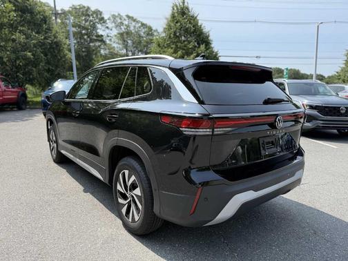 2025 Volkswagen Tiguan 2.0T S