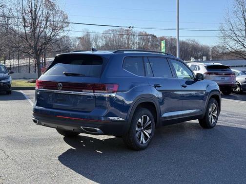 2026 Volkswagen Atlas 2.0T SE